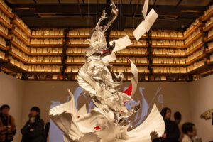 4次元で観る『YONEYAMA MAI EXHIBITION “arc”』