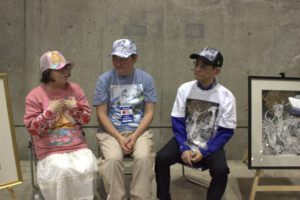 【インタビュー】魂込めた『着る』漫画の世界。バロン吉元×いがらしゆみこ× 哘誠(TOKYO MXプロデューサー)